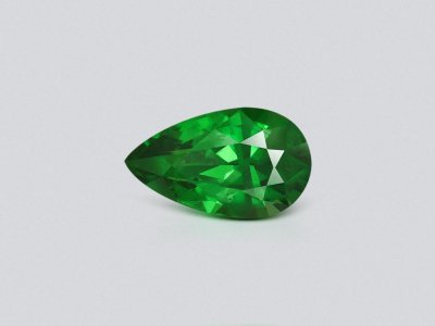 Vivid Green tsavorite garnet in pear cut 1.70 carats, Tanzania  photo