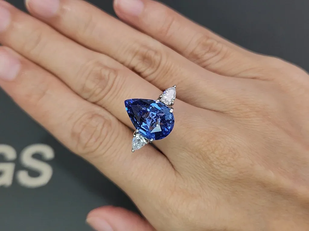 Sapphire Cornflower Blue pear cut 8.70 carats, Sri Lanka Image №5