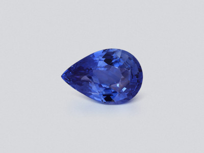 Sapphire Cornflower Blue pear cut 8.70 carats, Sri Lanka photo