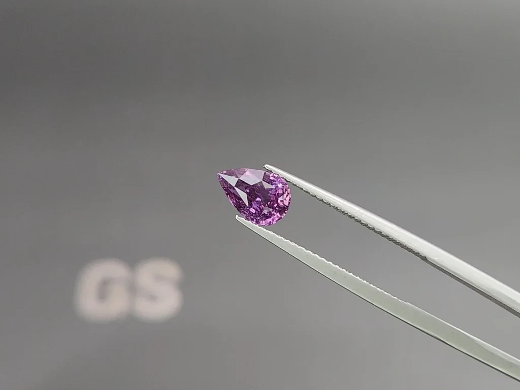 Unheated purple sapphire pear cut 1.66 carats, Madagascar Image №3
