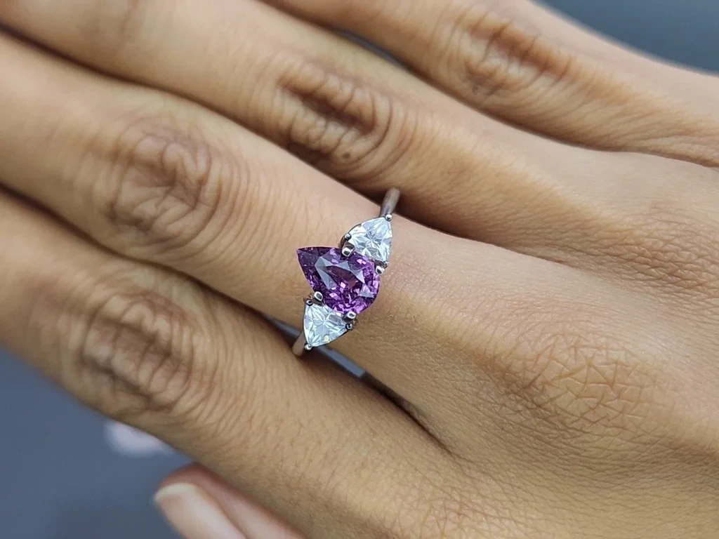 Unheated purple sapphire pear cut 1.66 carats, Madagascar Image №5