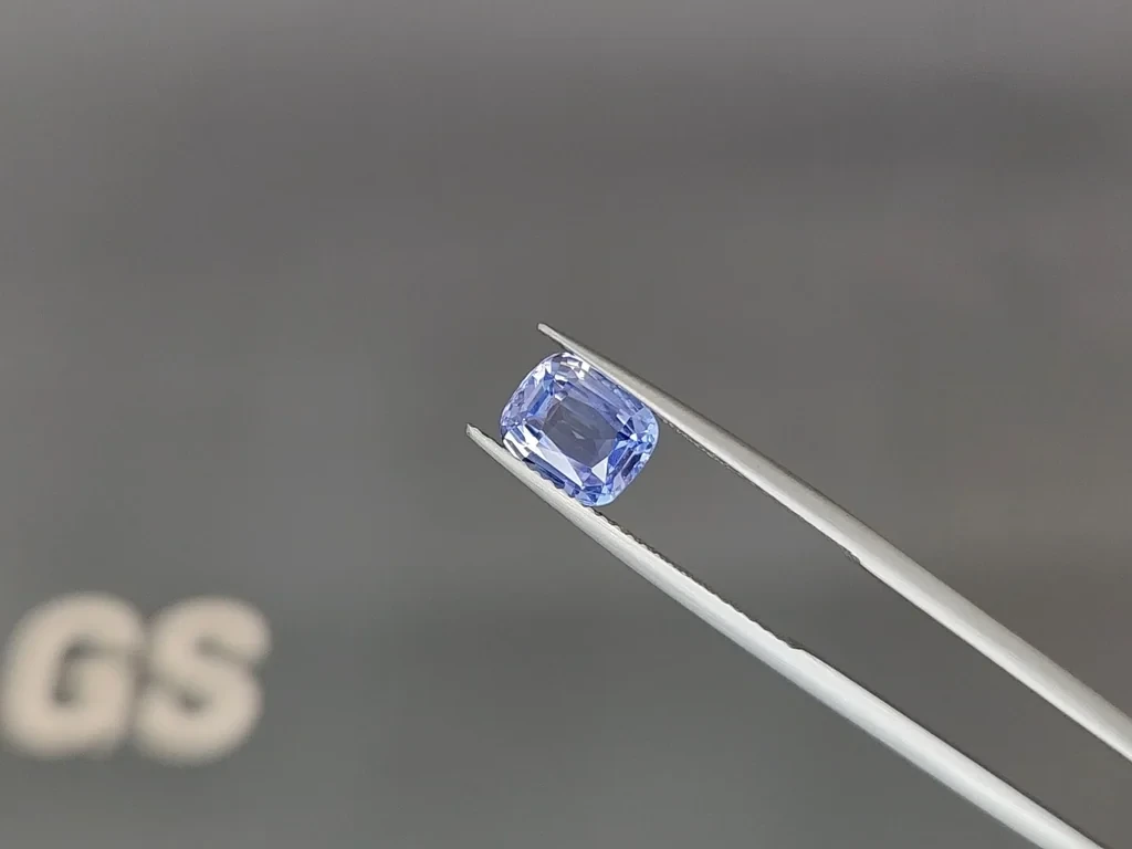 Unheated blue sapphire cushion cut 2.16 carats, Sri Lanka Image №3