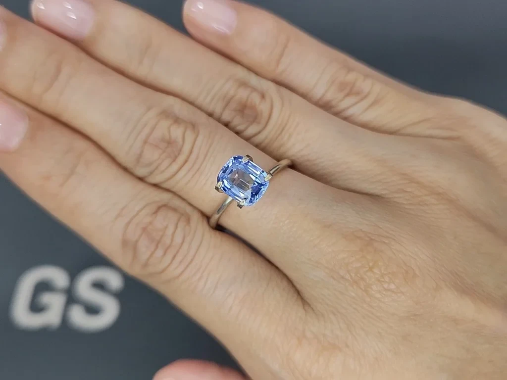 Unheated blue sapphire cushion cut 2.16 carats, Sri Lanka Image №5