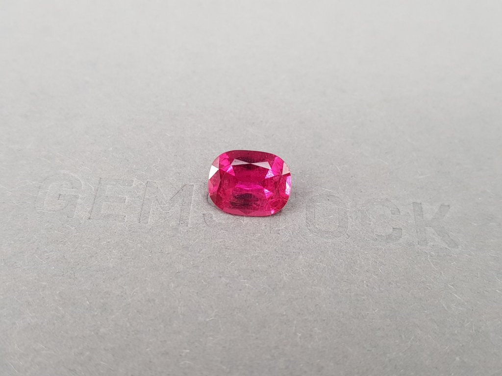 Hot pink cushion cut rubellite 2.38 ct, Africa Image №3
