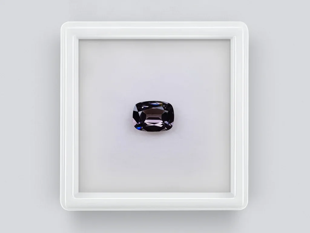 Cushion-cut spinel 1.33 carats, Burma Image №1