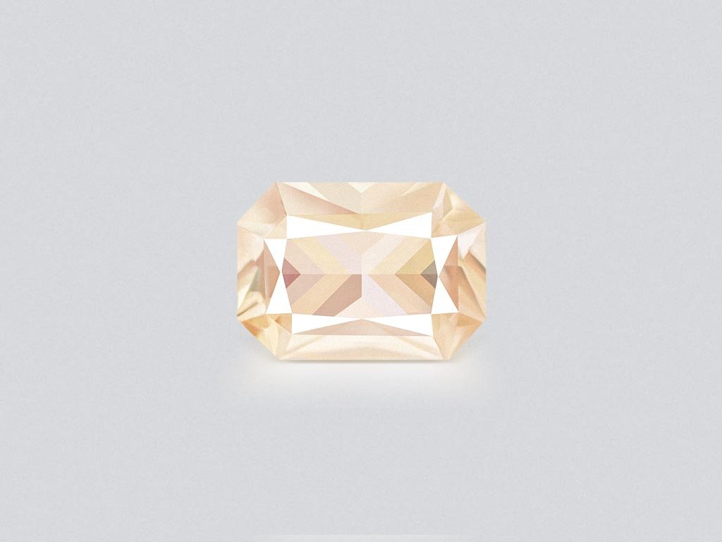 Unheated yellow sapphire radiant cut 1.00ct, Madagascar Image №1