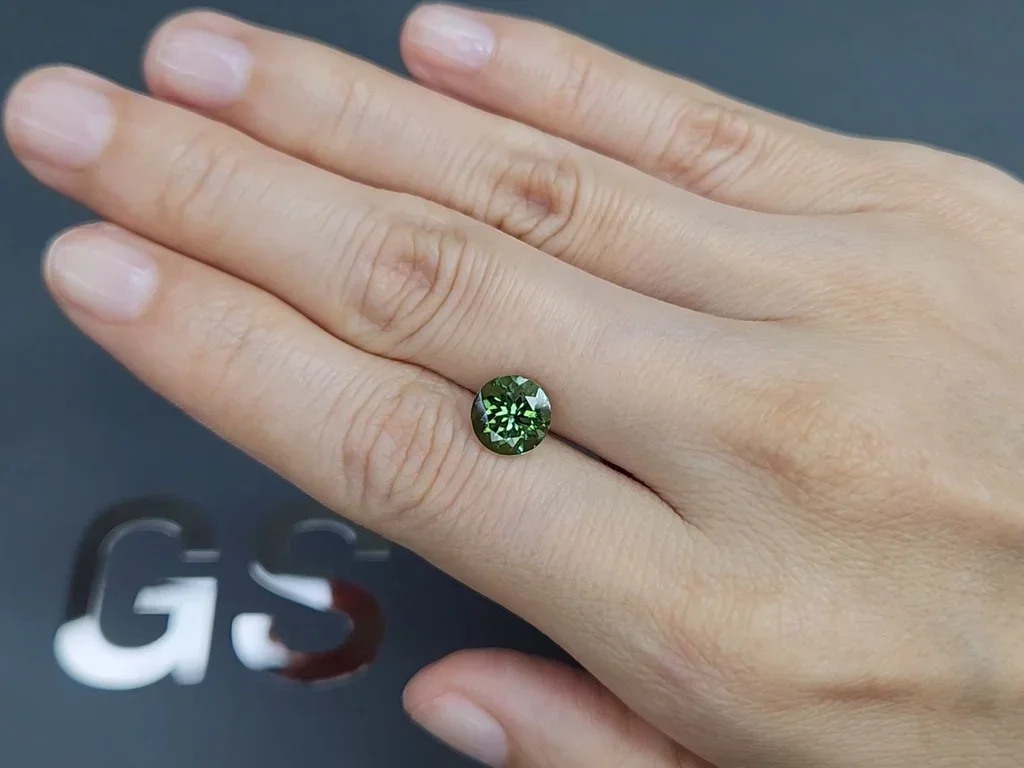 Green tourmaline in round cut 2.21 carats, Africa Image №2
