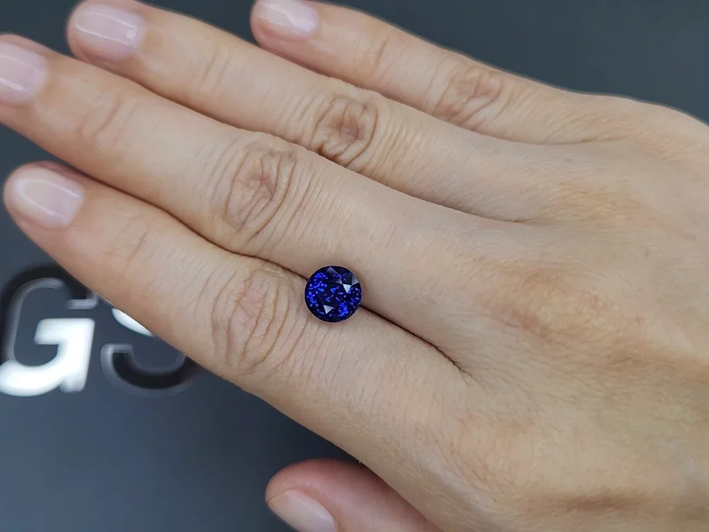 Royal Blue sapphire in round cut 3.15 carats, Sri Lanka  Image №2