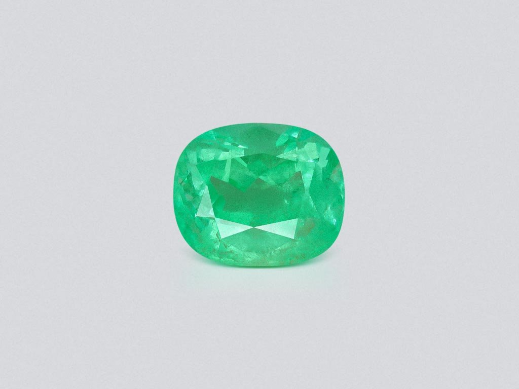 Colombian emerald in cushion cut 4.46 carats Image №1