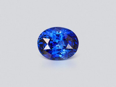 Royal Blue sapphire in oval cut 7.42 carats, Sri Lanka photo