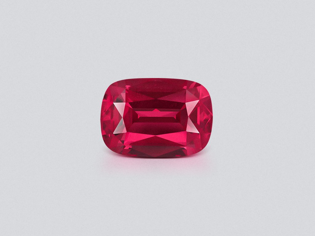 Spinel Mahenge Vibrant pink red cushion cut 3.60 carats, Tanzania Image №1