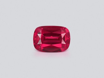 Spinel Mahenge Vibrant pink red cushion cut 3.60 carats, Tanzania photo