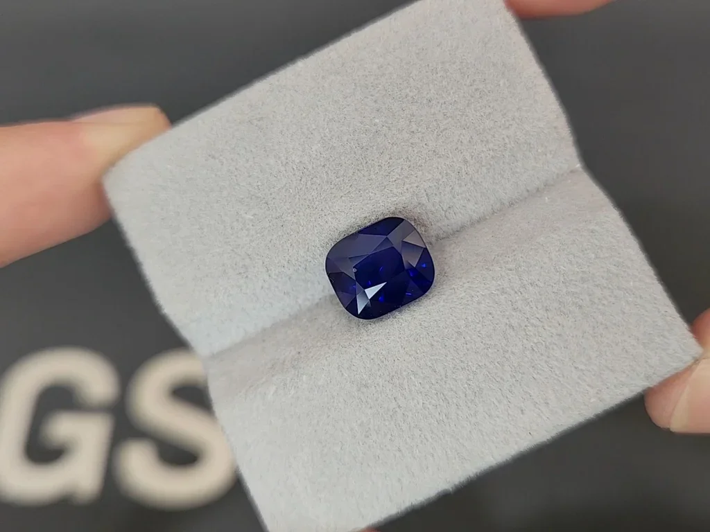 Blue sapphire cushion cut 4.06 carats, Sri Lanka Image №4