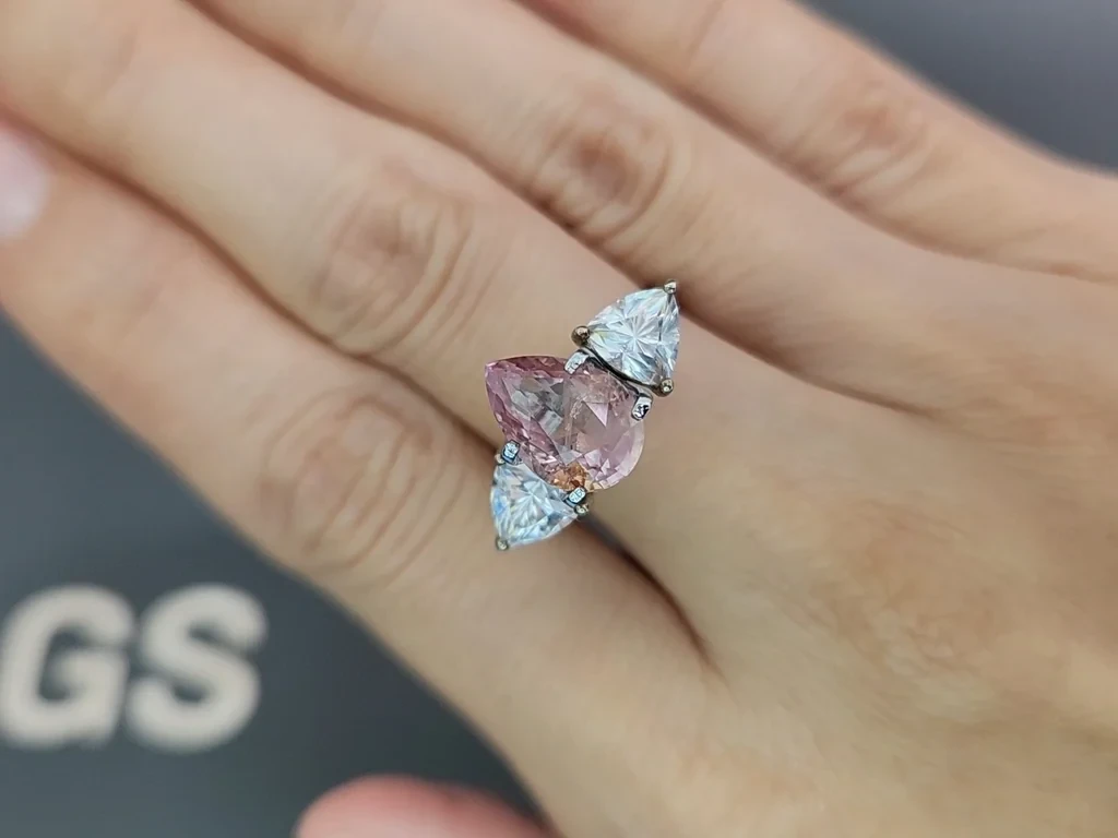 Unheated sapphire Padparadscha pear cut 3.54 carats, Sri Lanka Image №5