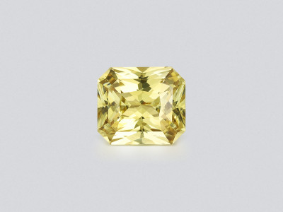 Yellow chrysoberyl radiant cut 3.02 carats, Sri Lanka photo