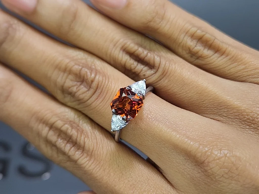 Mandarin spessartine radiant cut 2.96 carats, Tanzania Image №5