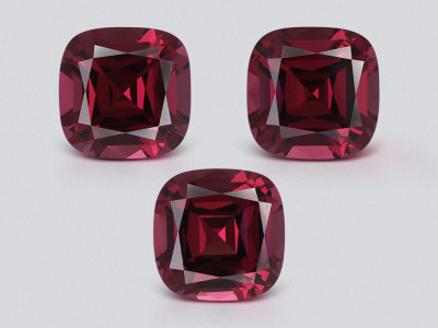 Set of garnets rhodolite cushion cut 8.20 carats, Madagascar photo