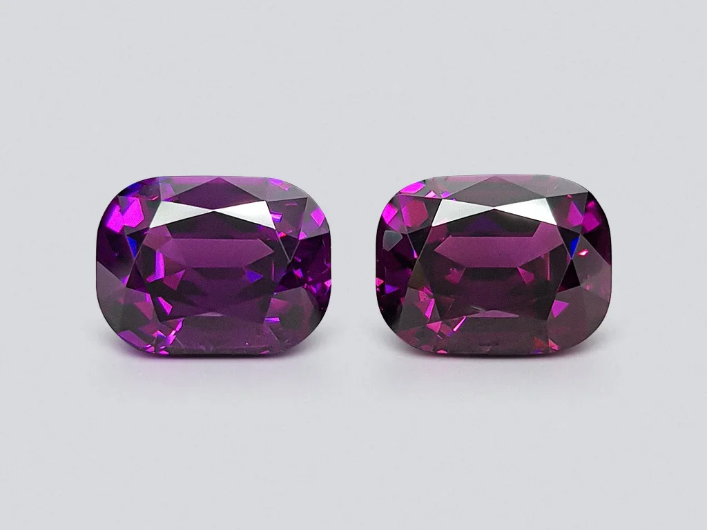 Pair of purple cushion cut garnets 6.68 ct, Malawi Image №1