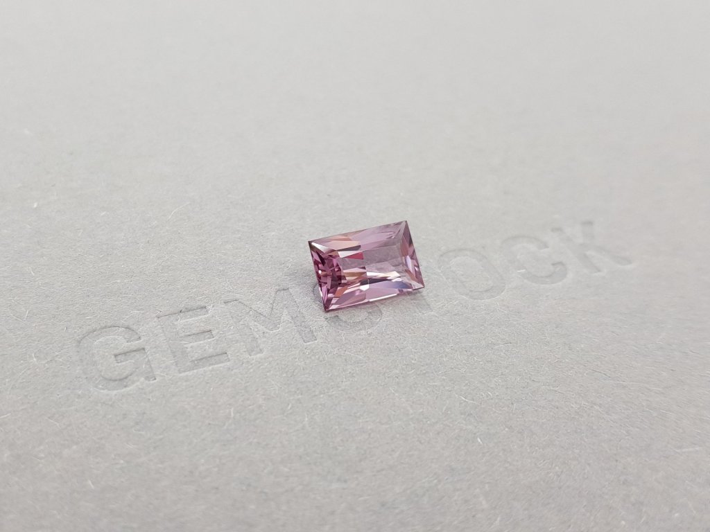 Pinkish purple baguette cut spinel 2.04 ct, Vietnam, ICA Image №3