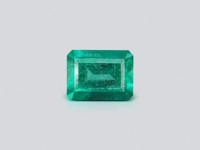 Intense Vivid Green emerald 1.17 ct, Colombia photo