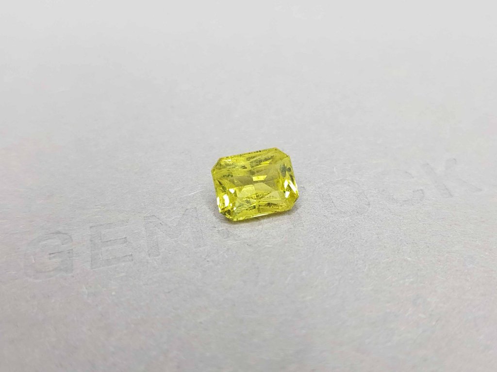Vivid cushion cut chrysoberyl 3.12 ct, Madagascar Image №3