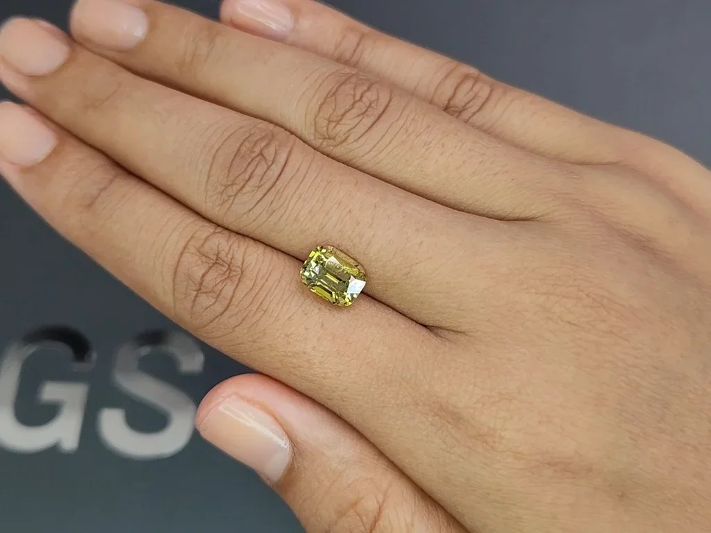 Chrysoberyl in cushion cut 3.14 carats, Sri Lanka Image №2