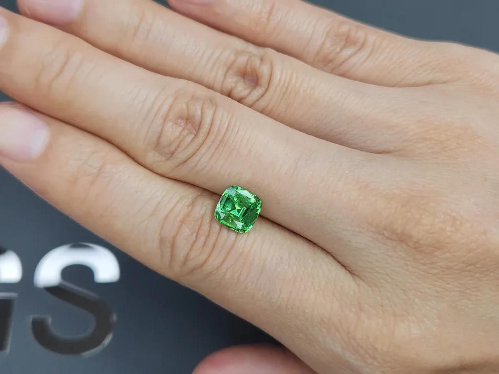 Neon Green tsavorite garnet in cushion cut 1.92 carats, Tanzania Image №2