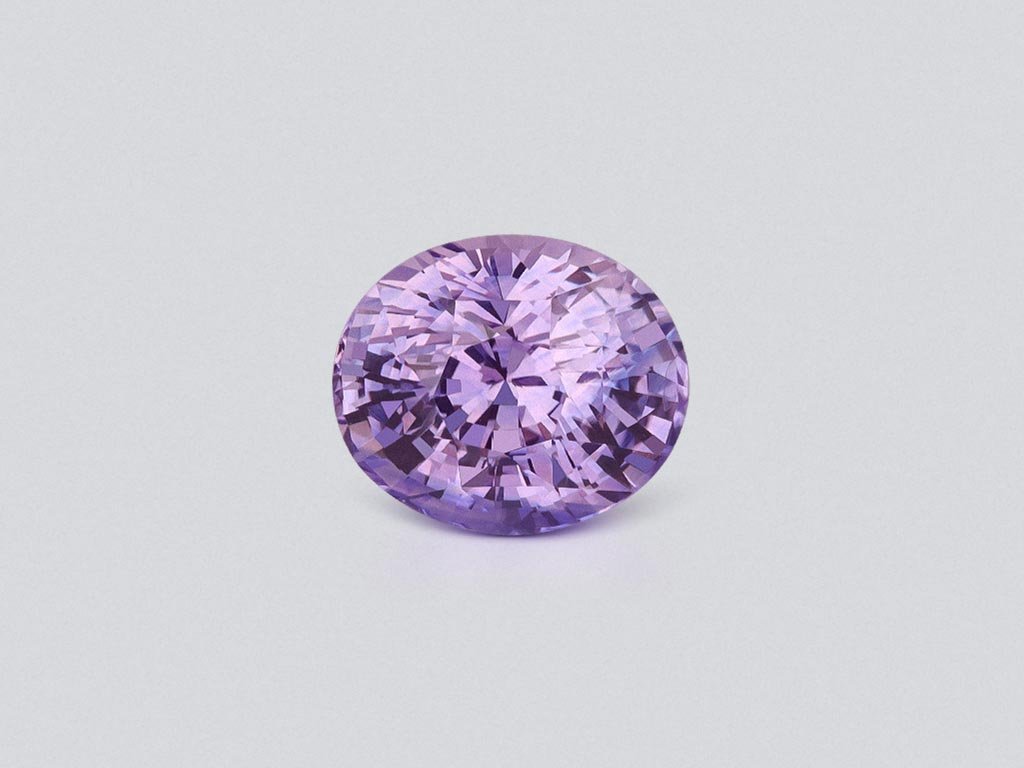Lavender sapphire in oval cut 2.51 carats, Sri Lanka Image №1