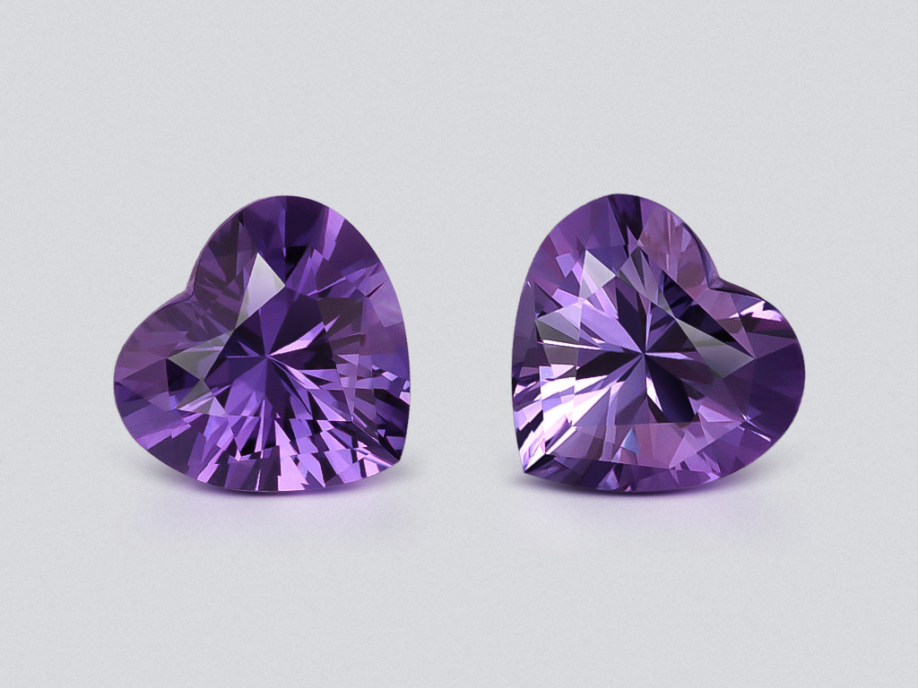 Pair of amethysts precision heart shape  6.99 carats, Brazil Image №1