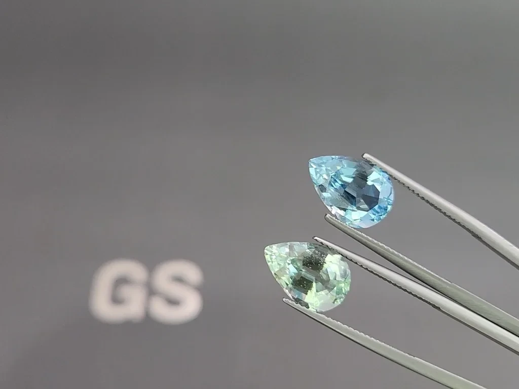 Pair of contrasting aquamarines pear cut 7.83 carats, Mozambique Image №3