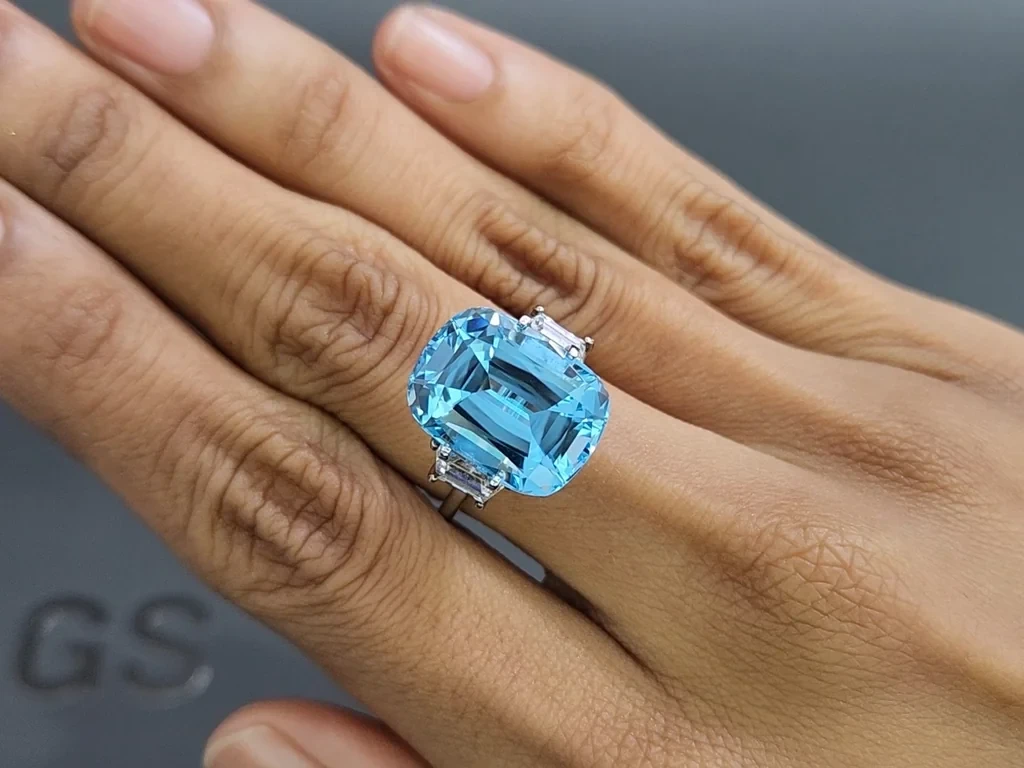 Topaz Sky Blue high precision cushion cut 15.47 carats, Madagascar Image №5