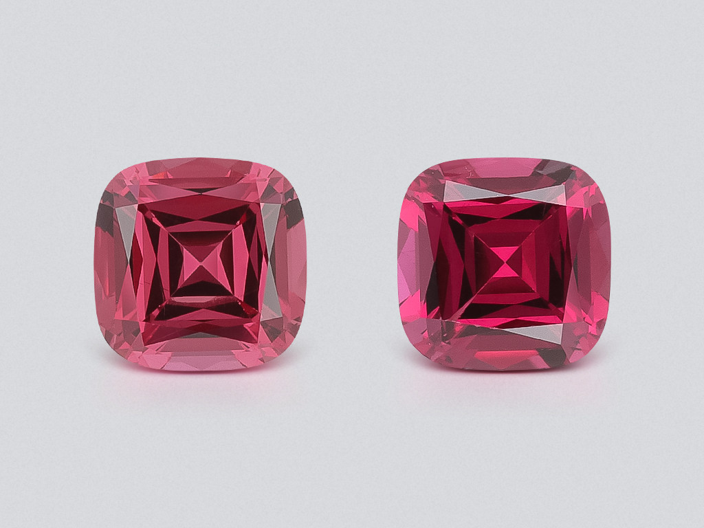 Pair of rhodolite garnets cushion cut 2.27 carats, Madagascar Image №1