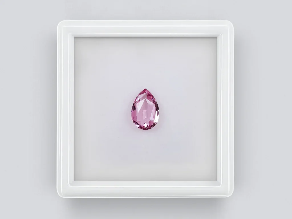 Pear-cut spinel 1.33 carats, Pamir Image №1