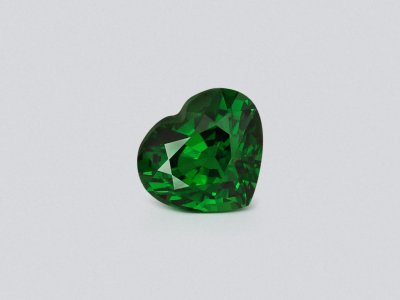 Vivid green tsavorite garnet in heart cut 1.02 carats, Tanzania  photo