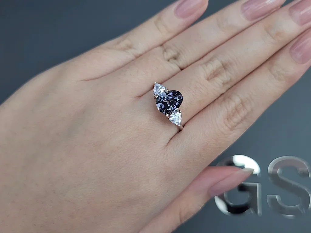 Gray spinel in fancy cut 2.69 carats Image №5