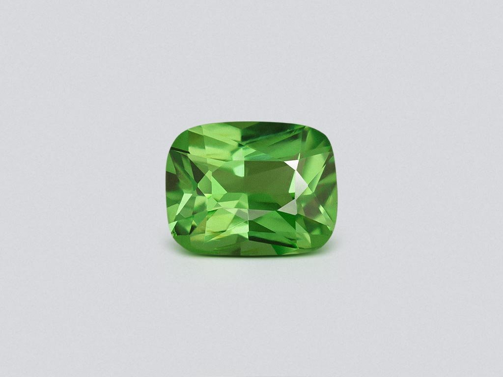 Intense Green tsavorite garnet in cushion cut 0.81 carats, Tanzania Image №1