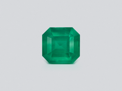 Emerald Vivid green octagon cut 4.41 carats, Colombia photo