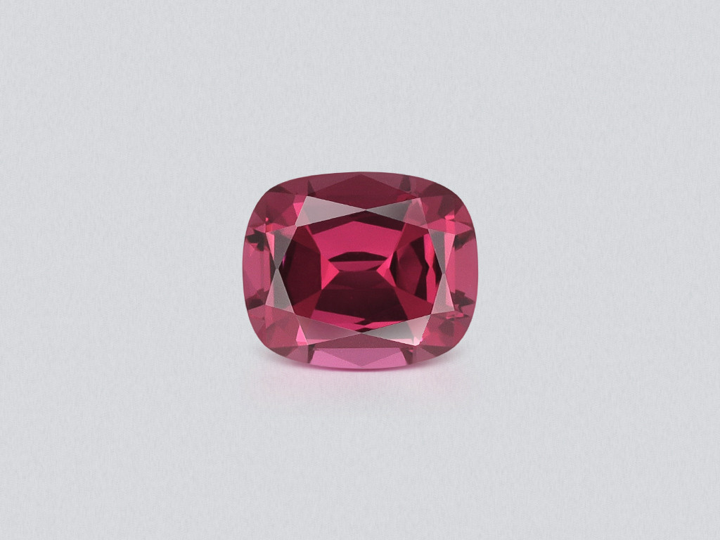 Garnet rhodolite cushion cut 0.83 carats, Madagascar Image №1