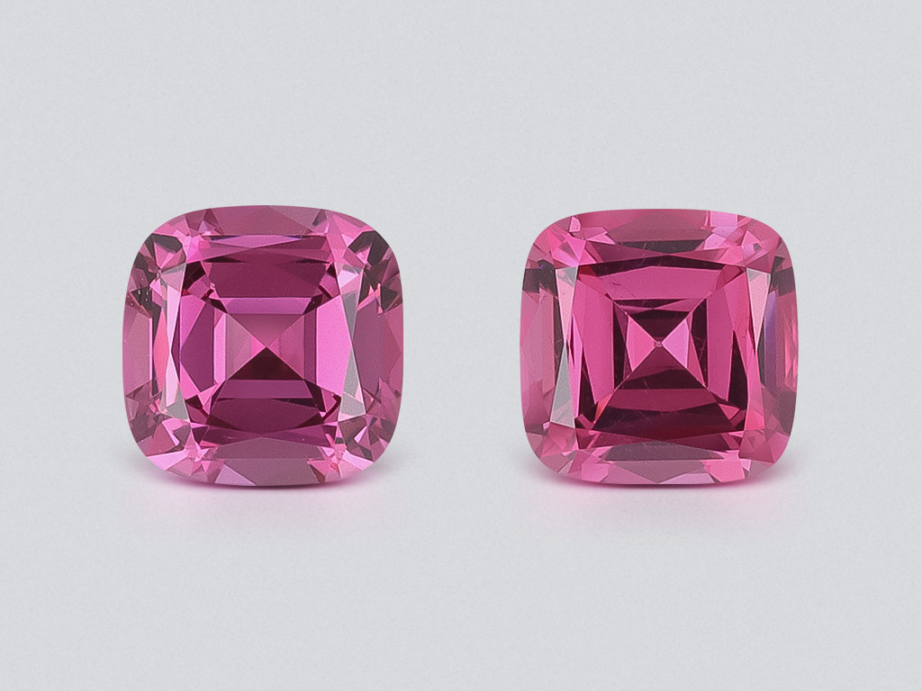 Pair of rhodolite garnets cushion cut 1.33 carats, Madagascar Image №1