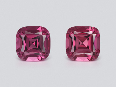 Pair of rhodolite garnets cushion cut 3.67 carats, Madagascar photo