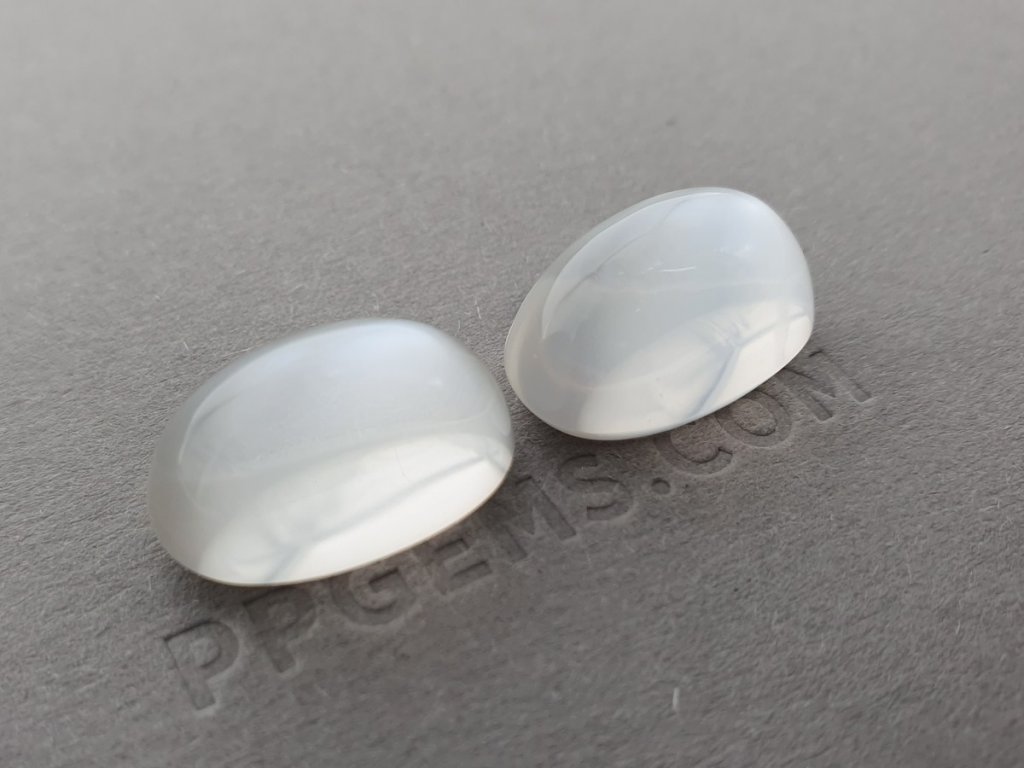 Pair of moonstones from Burma 33.71 ct Image №4