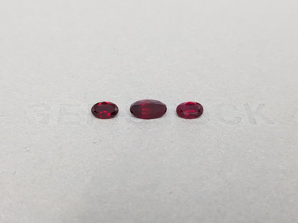 Set of Madagascar pigeon blood red rubies 1.48 ct Image №1