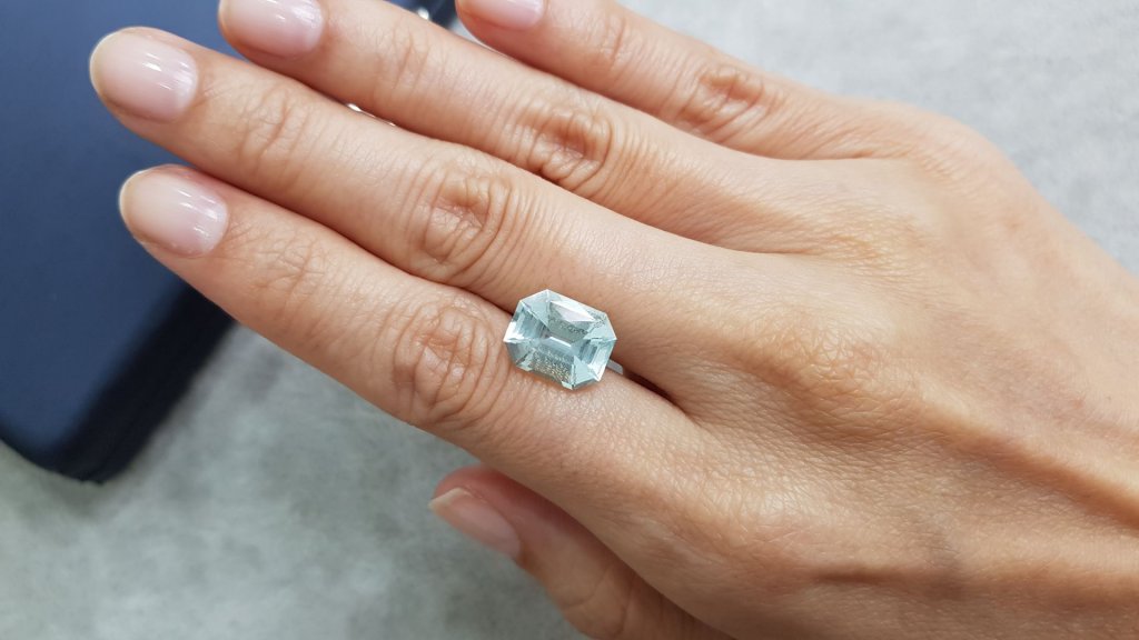 Octagon cut aquamarine 5.27 carats, Nigeria Image №2