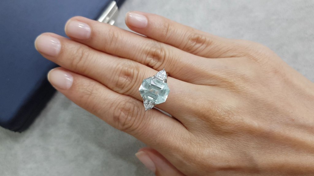 Octagon cut aquamarine 5.27 carats, Nigeria Image №4