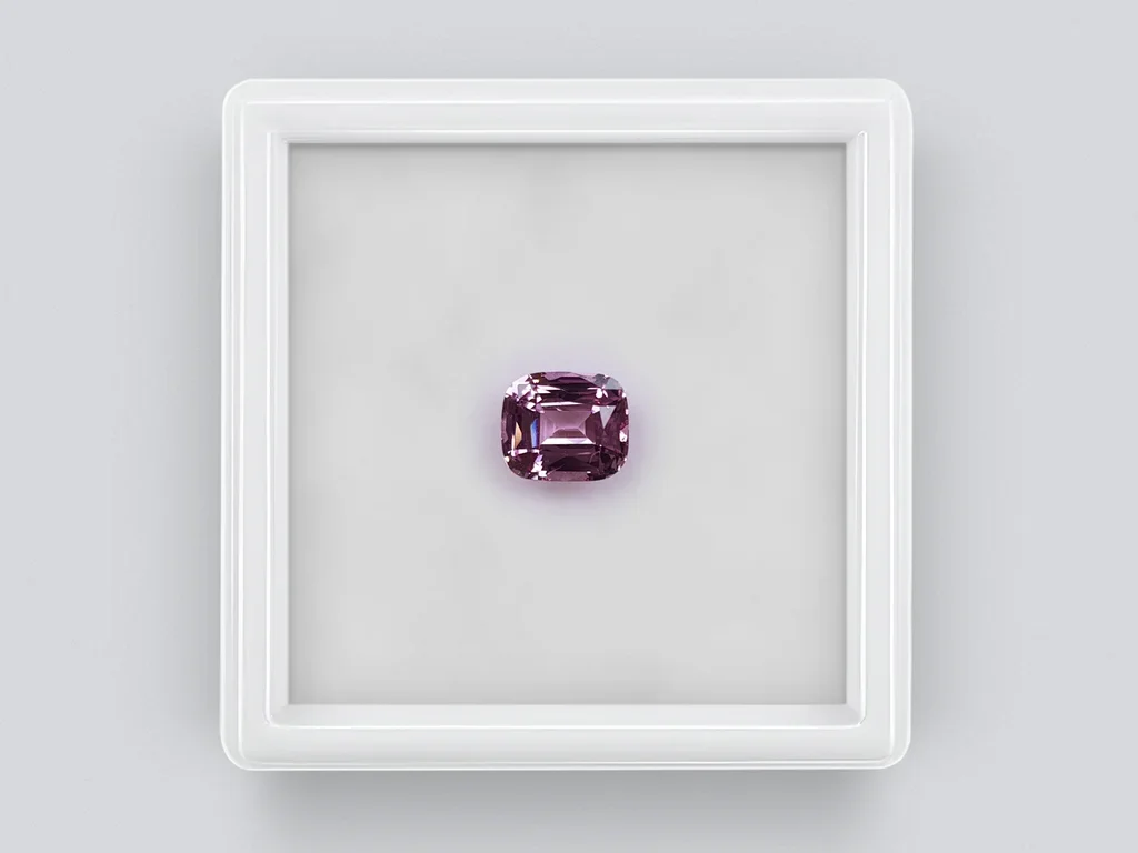 Pamir spinel cushion cut 1.09 carats Image №1