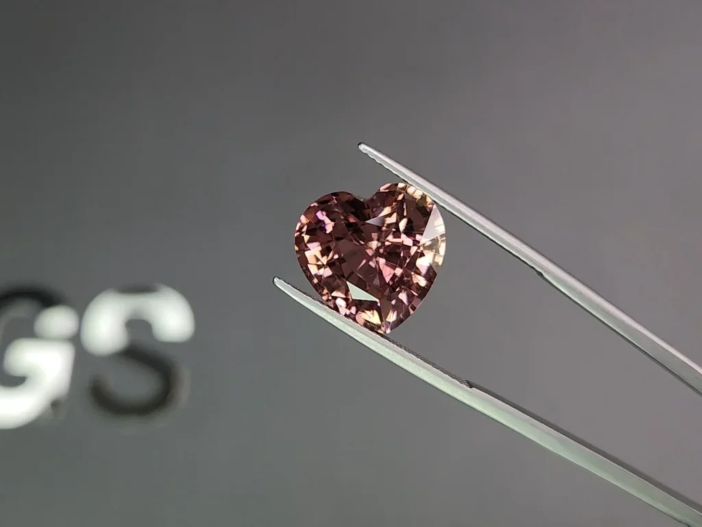 Pink rubellite tourmaline in heart shape 10.32 carats Image №3