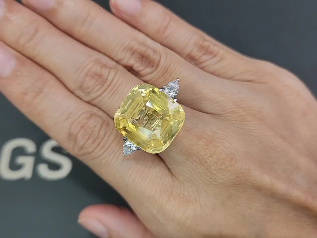 Unheated large yellow sapphire with rutile silk effect 27.32 carats, Sri Lanka (GRS) Image №5