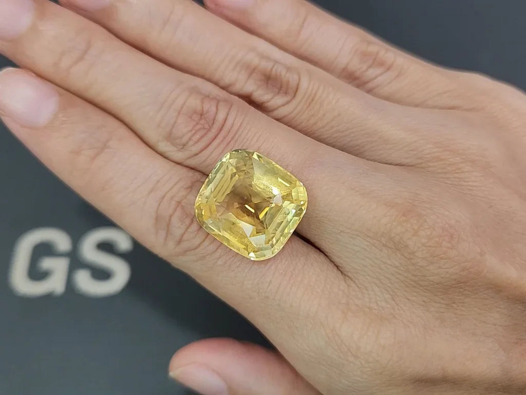 Unheated large yellow sapphire with rutile silk effect 27.32 carats, Sri Lanka (GRS) Image №2