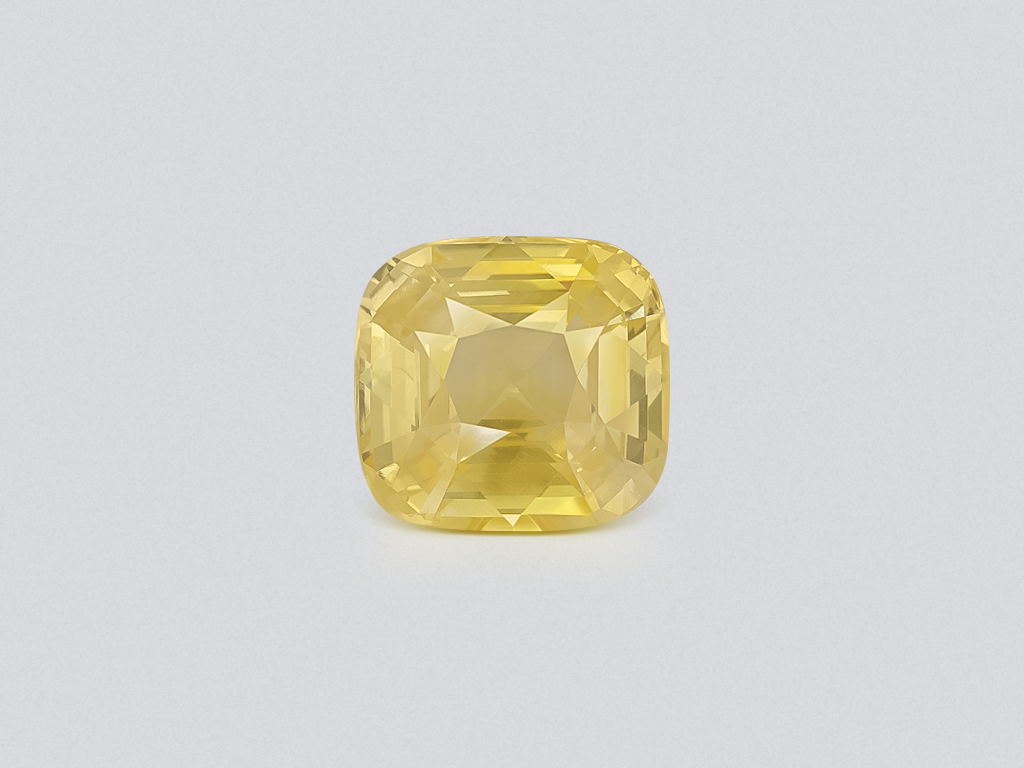 Unheated large yellow sapphire with rutile silk effect 27.32 carats, Sri Lanka (GRS) Image №1