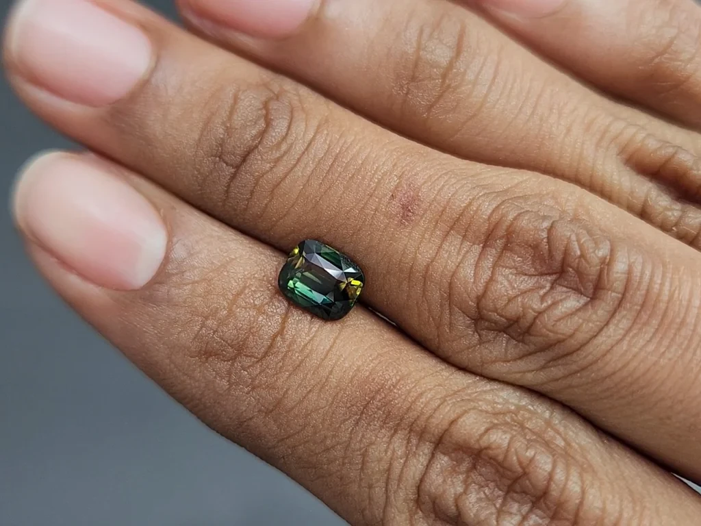 SapphireTeal cushion cut 1.53 carats, Madagascar Image №2